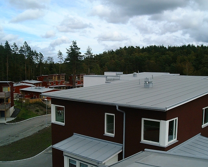 Prefabricerade takpaneler, moduler och hus